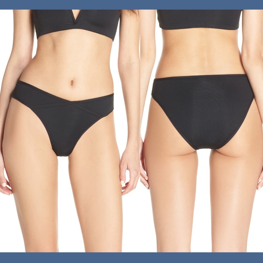 NWT $92 L Space Fanning Bitsy Cut Bikini Bottoms in Black [SZ Large‎ ]